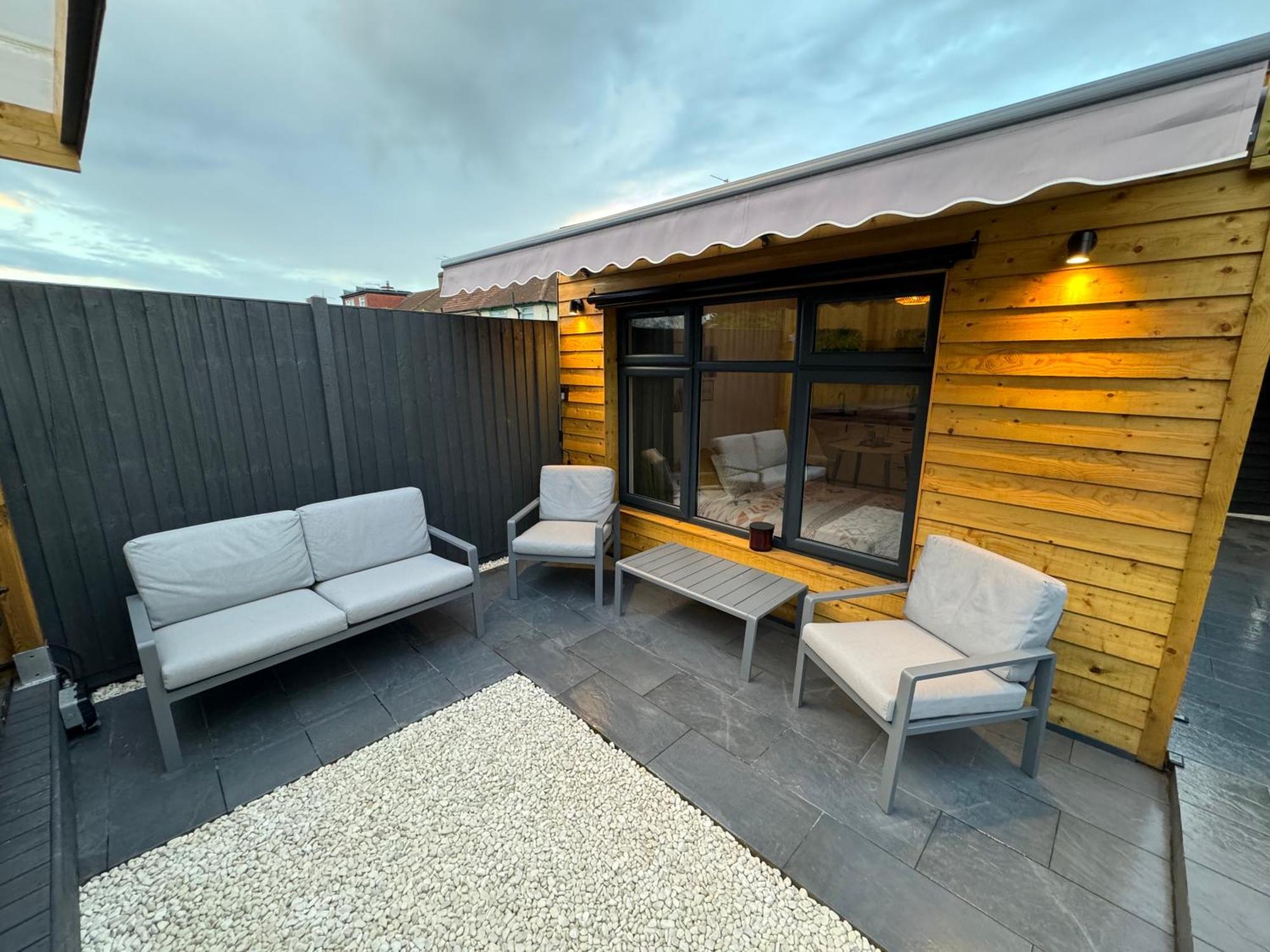 Ferienwohnung Wild & Free Hot Tub Retreat Dartford Exterior foto